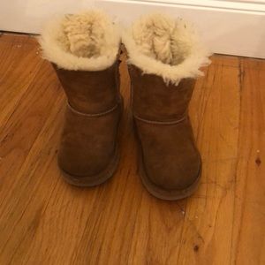 Uggs Bailey Bow kids
